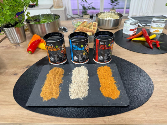 AXEL's Super Grillbundle - Olivilla Extra Grill-Pfanne inkl. Grillsaucen + Grillmarinaden + Mini Boxandschuhe