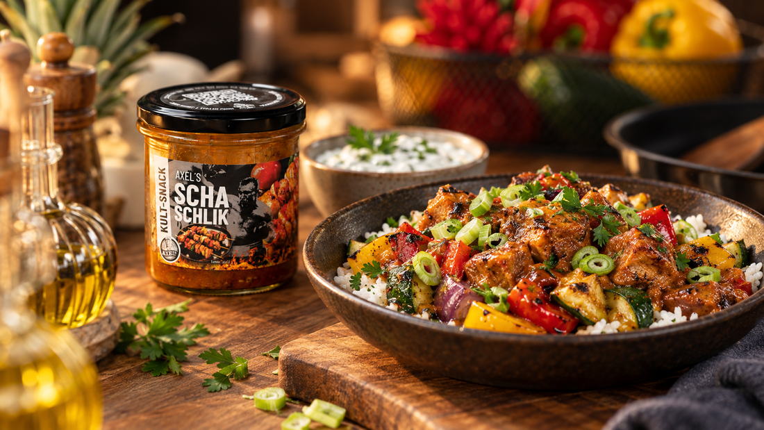 AXEL’s Schaschlik Meal-Prep Bowl – mit Reis und geröstetem Paprikagemüse